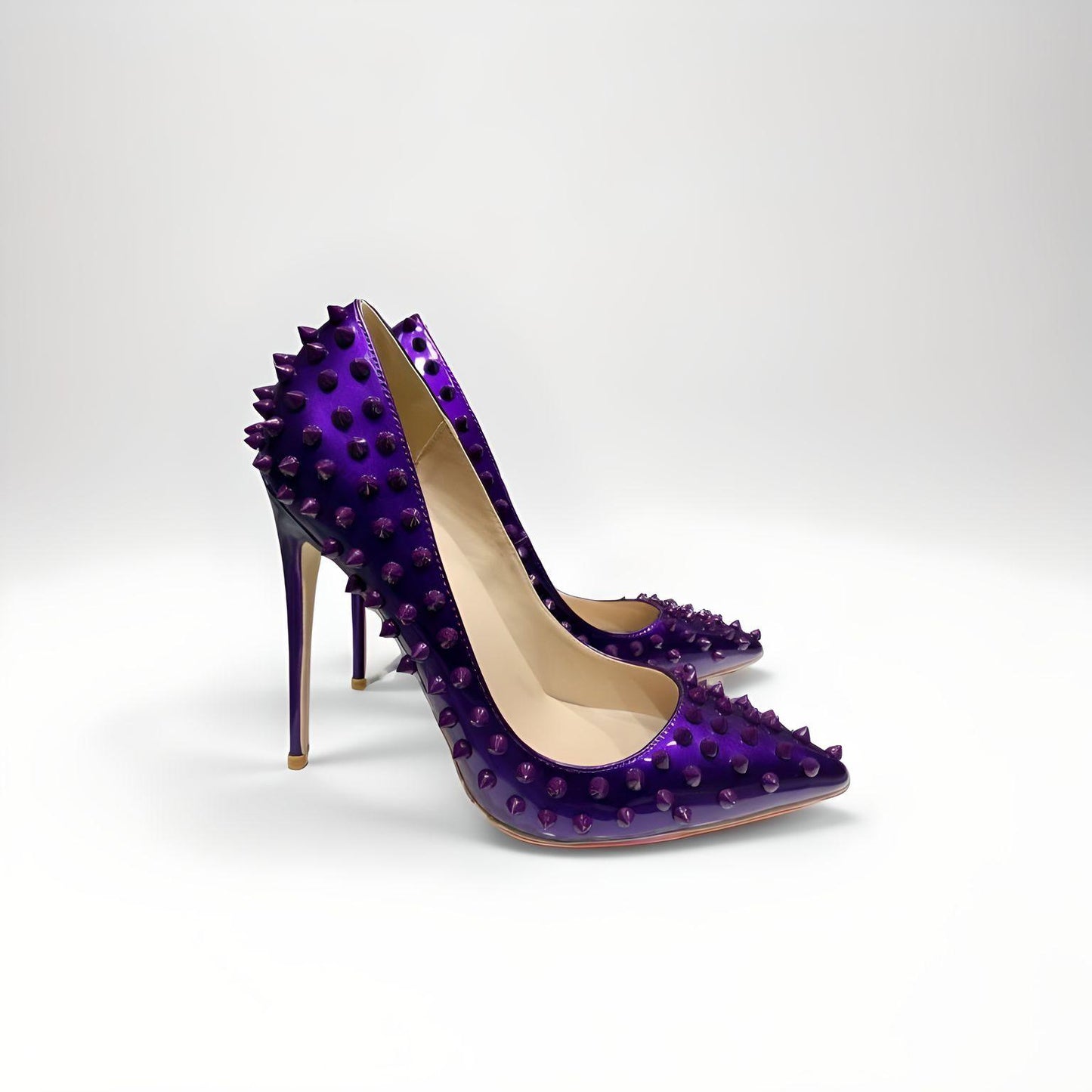Rivet spike stiletto pumps