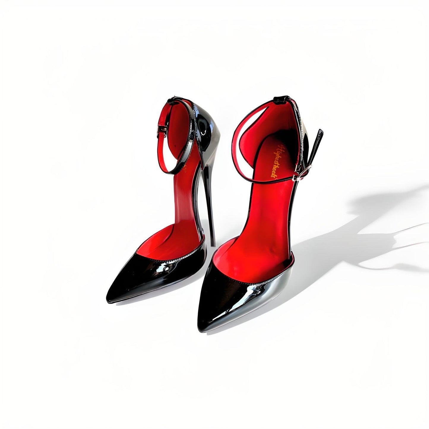Escarpins pointus à bride cheville fetish en cuir verni 16cm 6"
