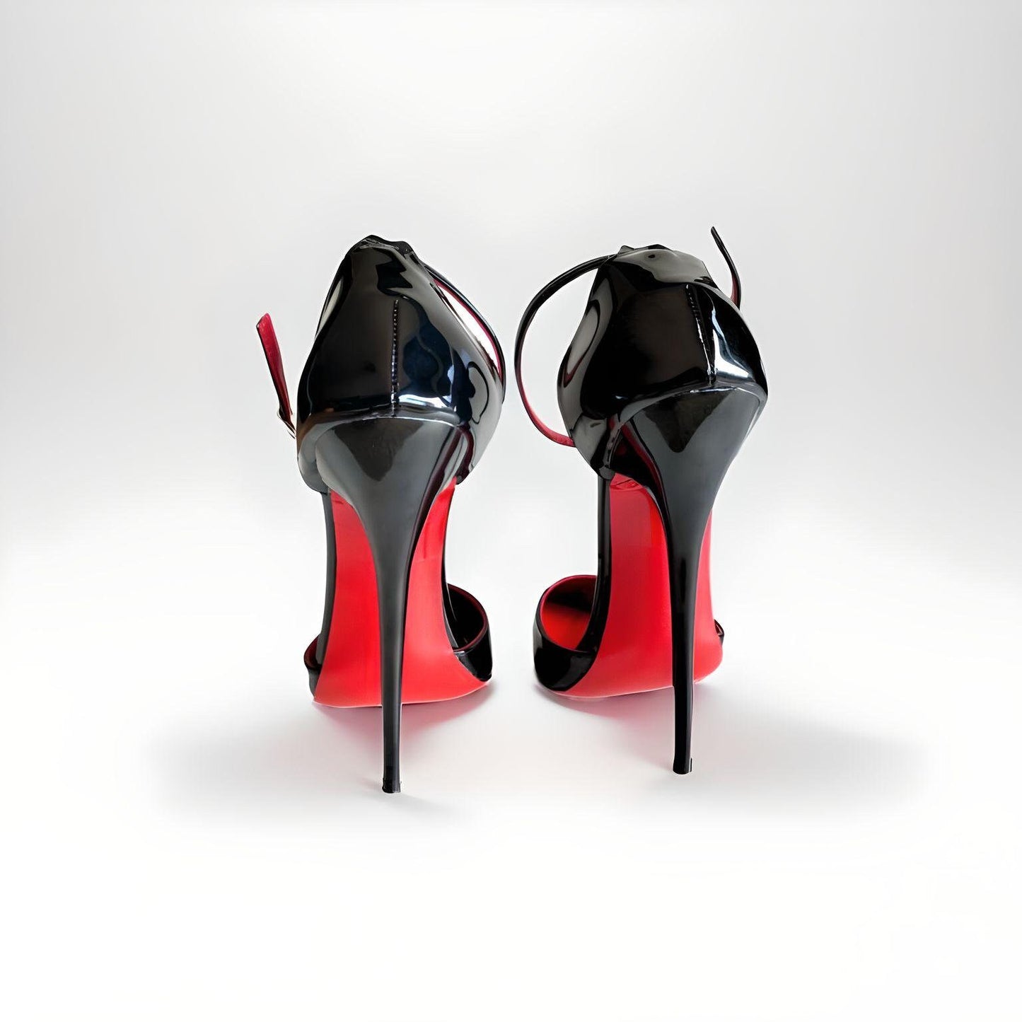Escarpins pointus à bride cheville fetish en cuir verni 16cm 6"