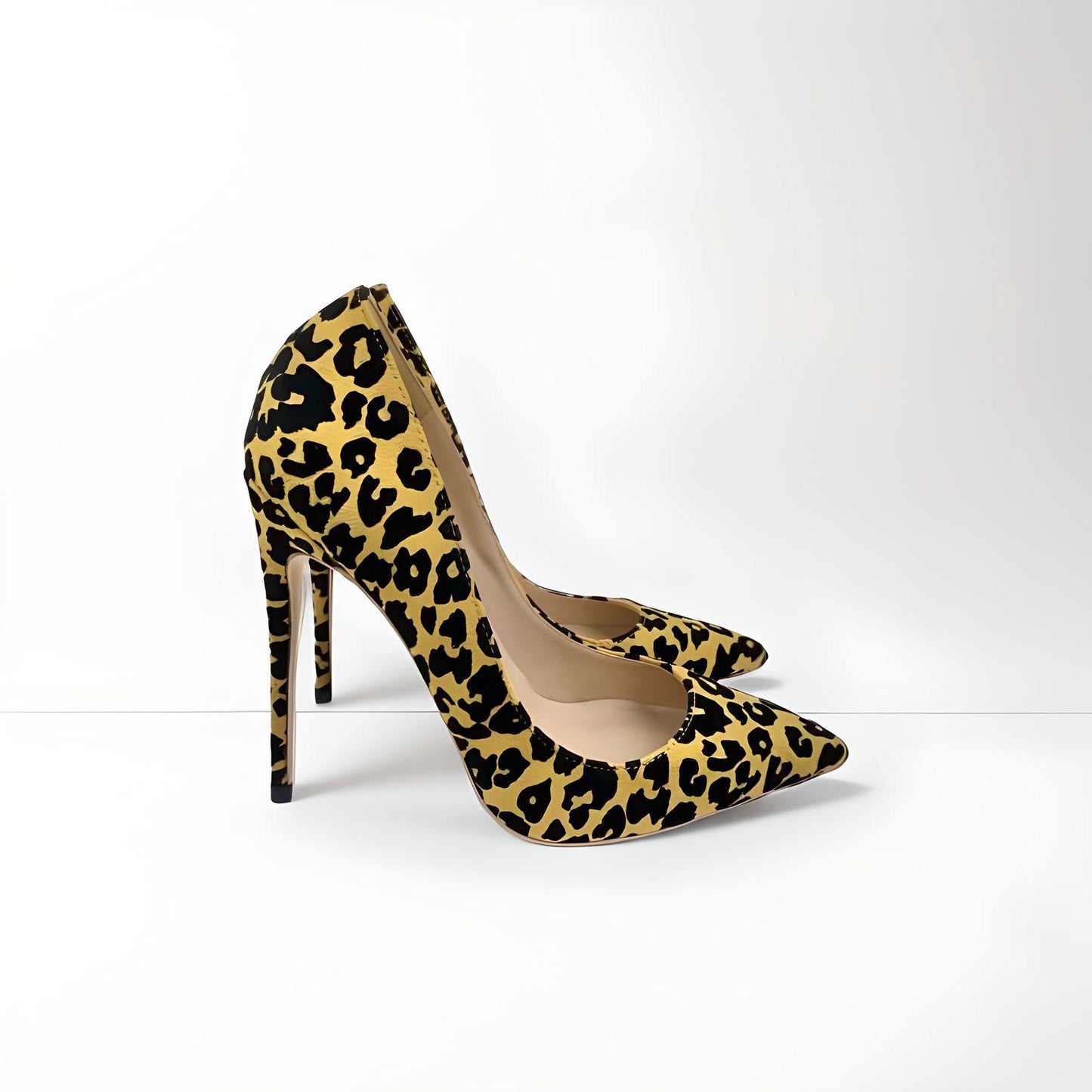 Leopard print stiletto pumps