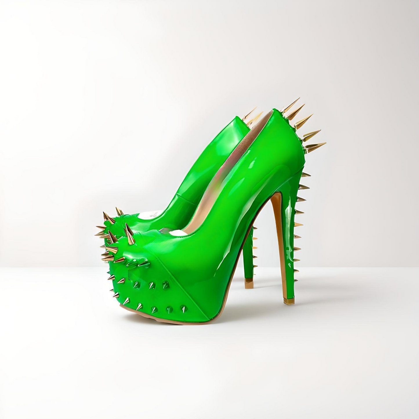 Fetish extreme platform stiletto with studs/spikes