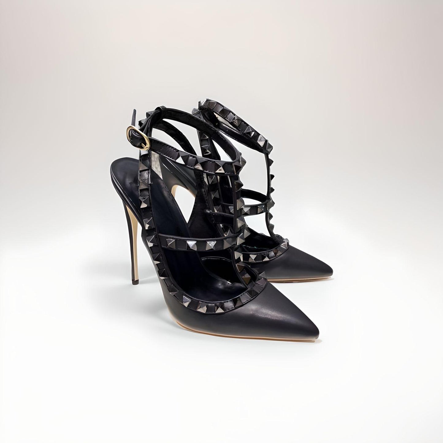 Rivet spike stiletto pumps