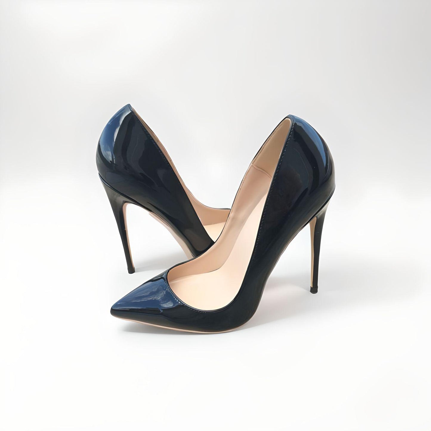 Classic style stiletto pumps