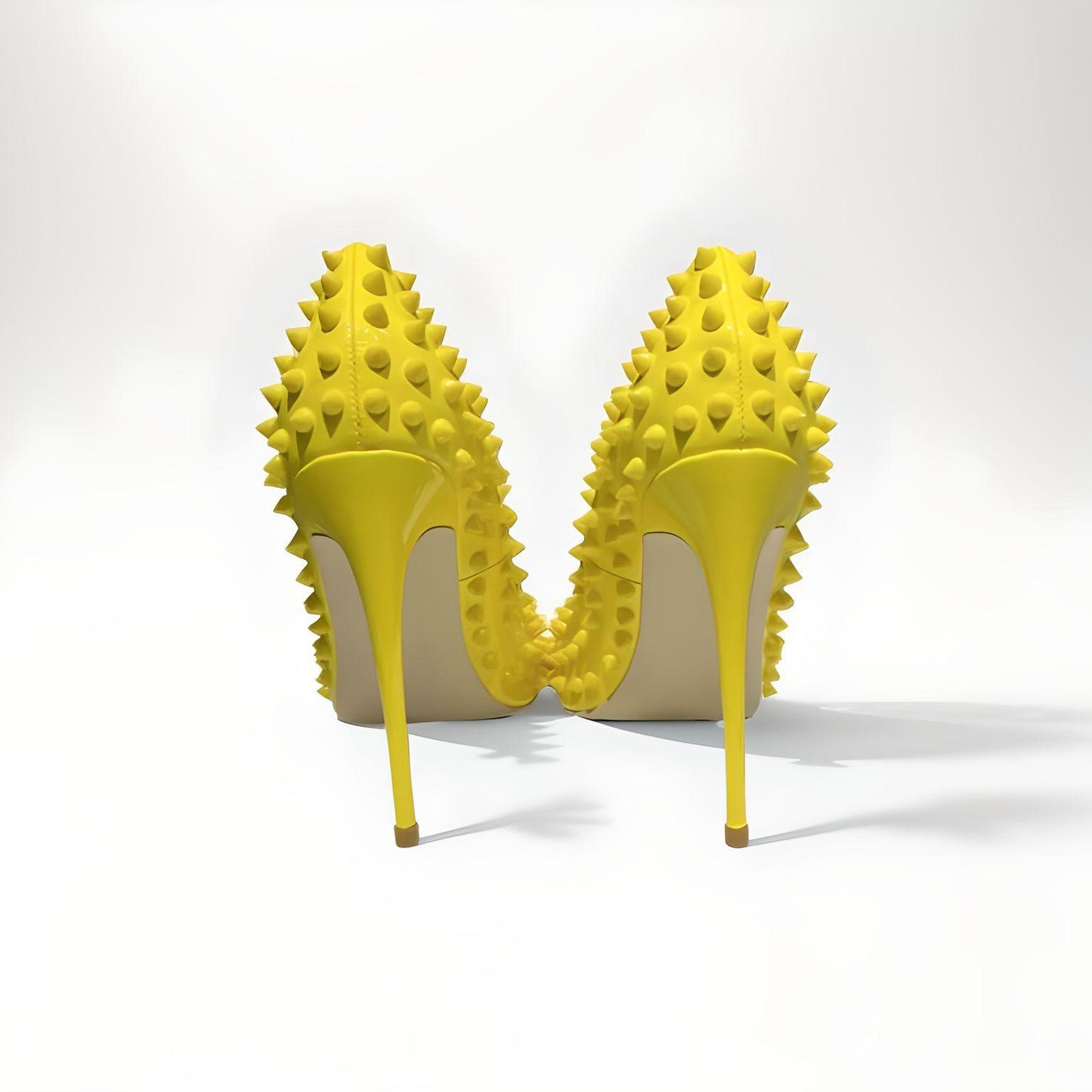 Rivet spike stiletto pumps