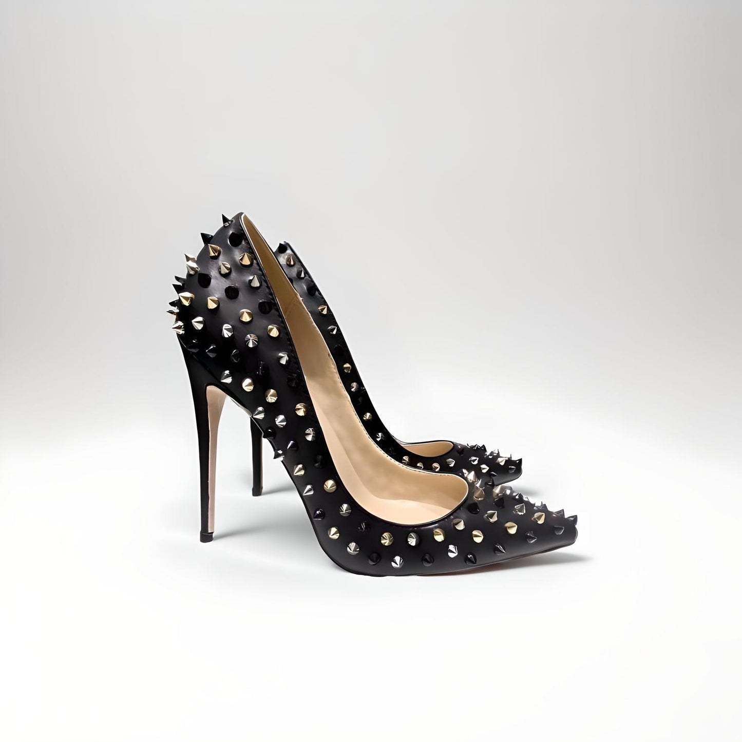 Rivet spike stiletto pumps