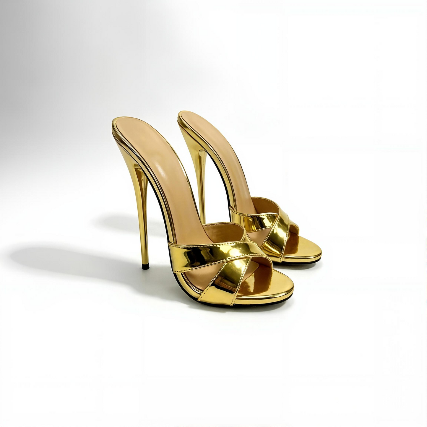 Pantoletten mit Riemchen-Stiletto und runder Spitze, 18 cm