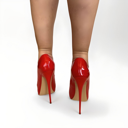 Model wearing patent round peep toe stiletto pumps 14cm – back view
